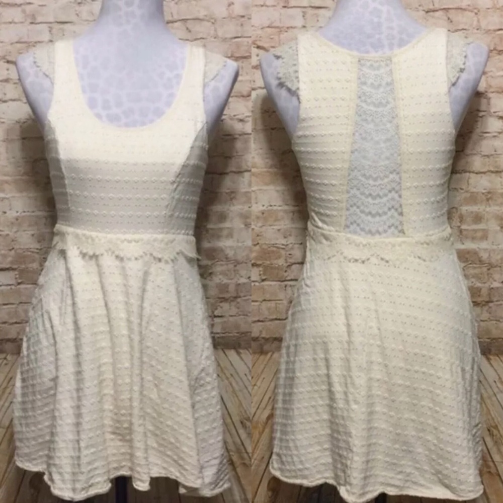 Free People skater beige lined Lace Crochet Dress